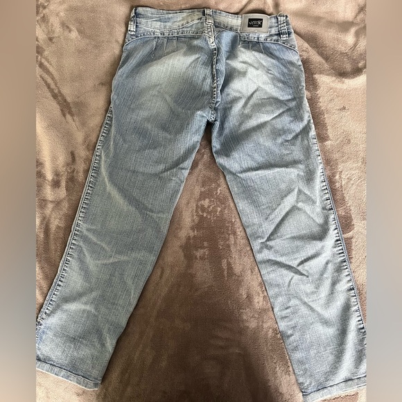 Jean capri Size 10 - Picture 2 of 7
